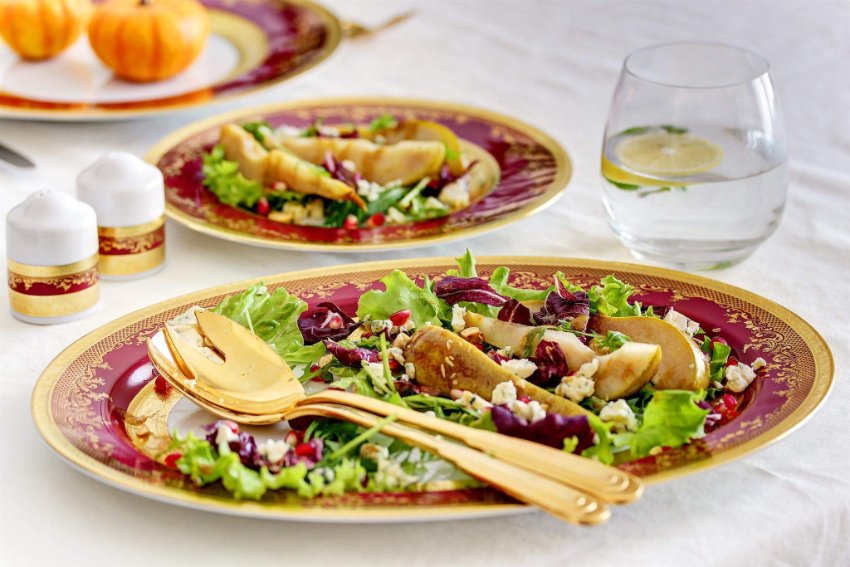 Caramelized Pear Salad with Hazelnut Vinaigrette