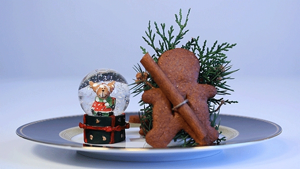 gingerbread-snow-globe.gif gingerbread-snow-globe.gif